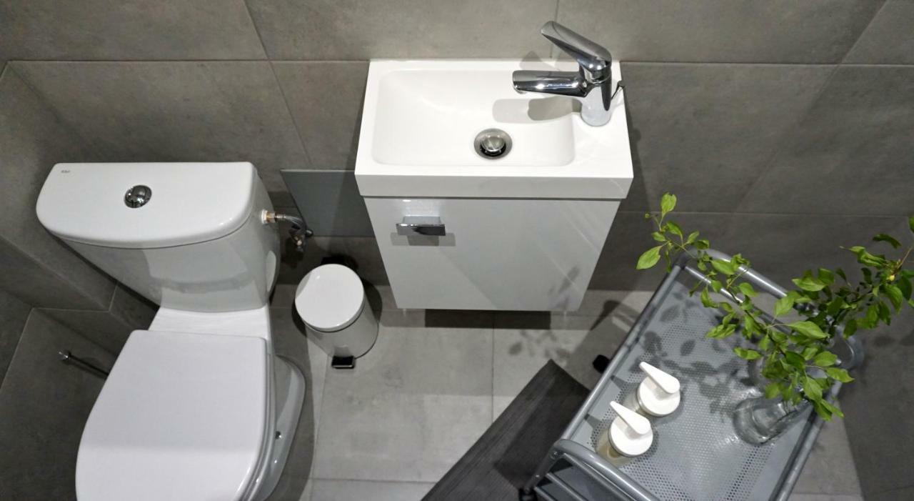 Lovely Jubbly Apartment Krasków Εξωτερικό φωτογραφία