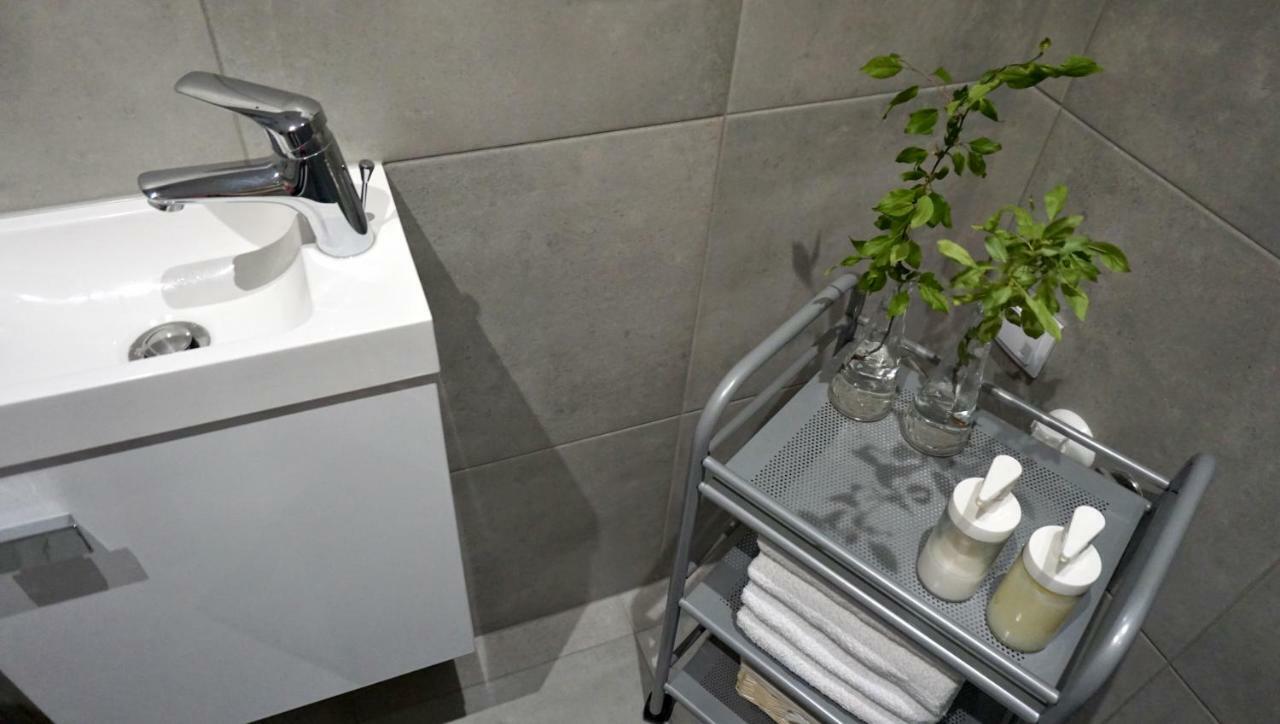 Lovely Jubbly Apartment Krasków Εξωτερικό φωτογραφία